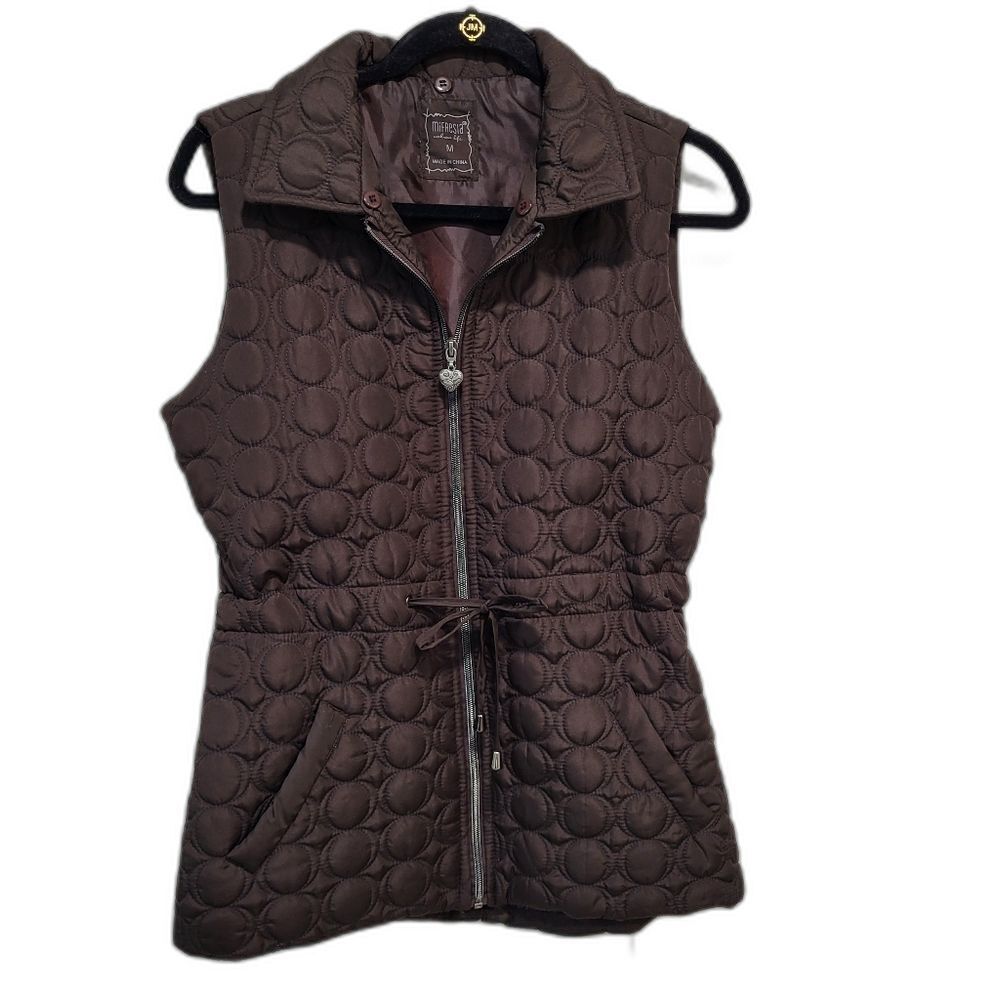 Brown Vest with Heart Pull - Size Med